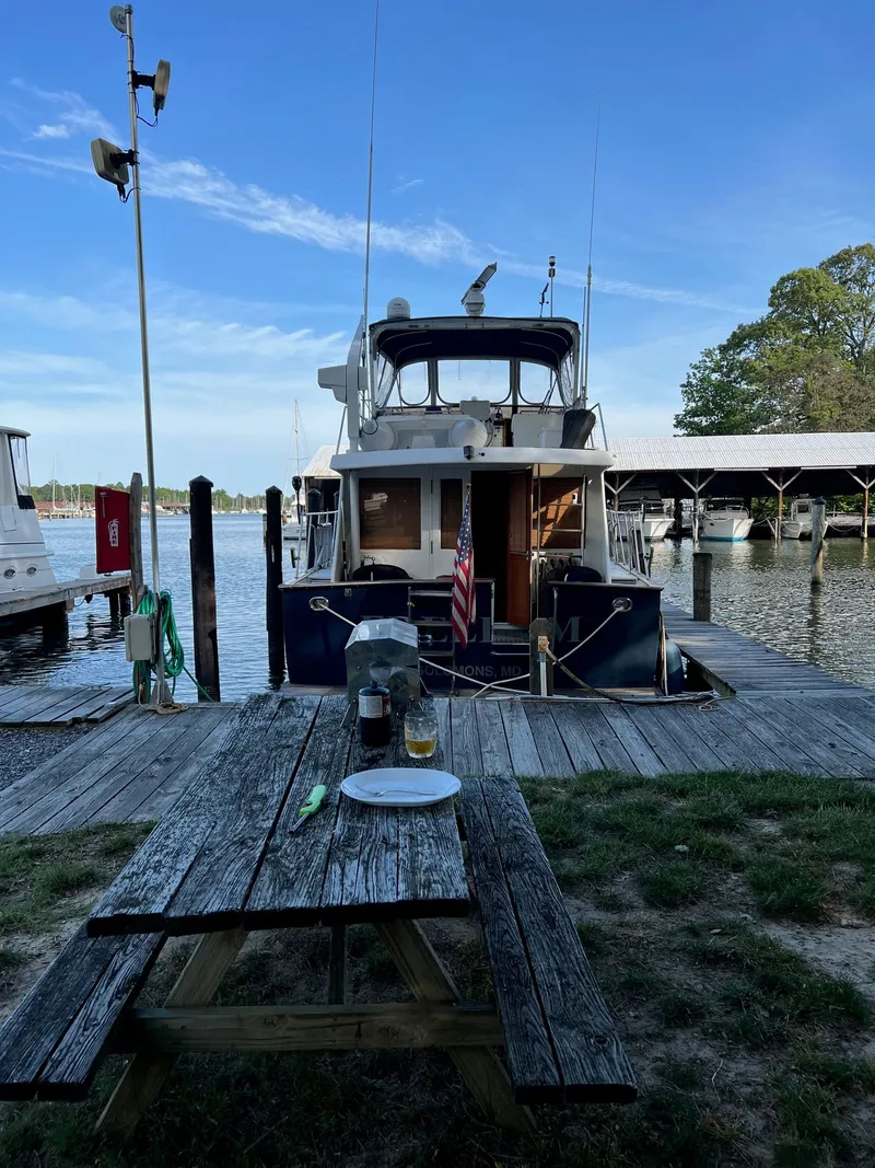 Slide: The Image of Ocean Alexander 50 MK II PHMY 1985 - 2