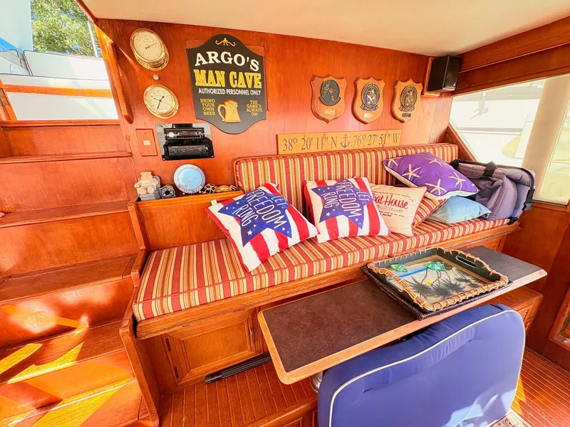 Slide: The Image of Ocean Alexander 50 MK II PHMY 1985 - 25