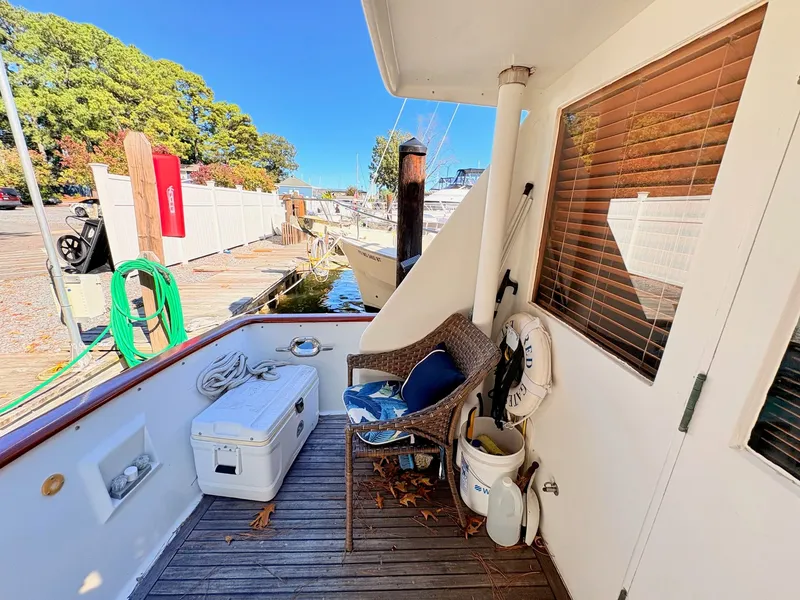 Slide: The Image of Ocean Alexander 50 MK II PHMY 1985 - 70