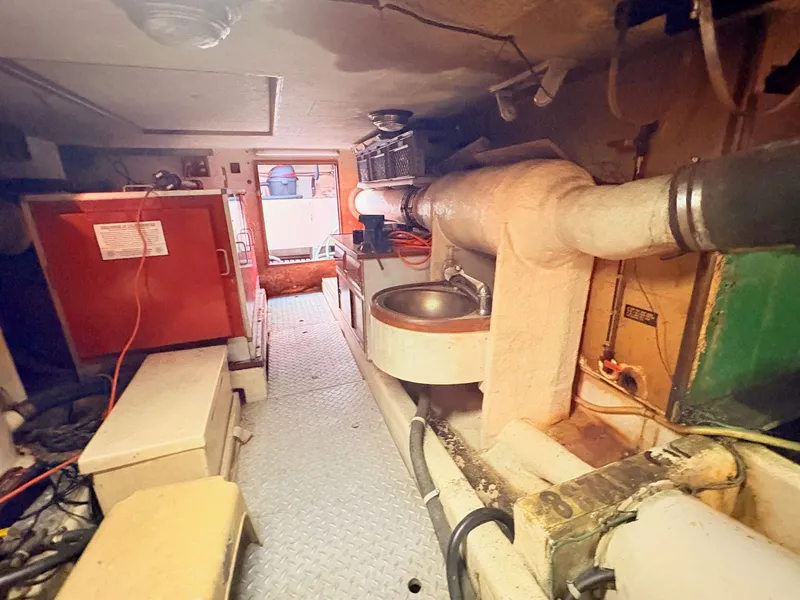 Slide: The Image of Ocean Alexander 50 MK II PHMY 1985 - 89