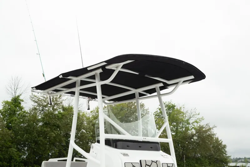 Slide: The Image of Wellcraft 202 Fisherman 2025 - 10