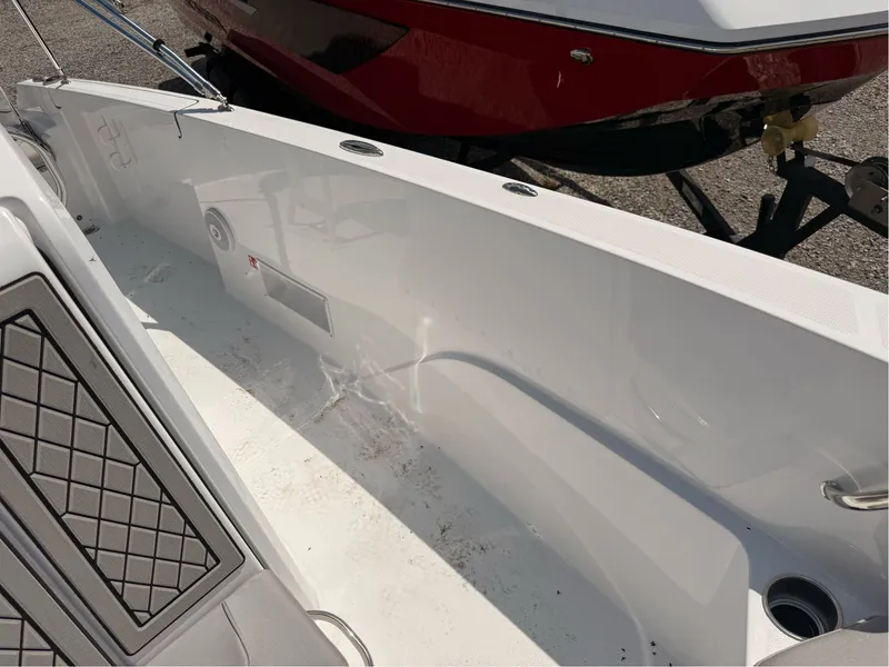 Slide: The Image of Wellcraft 202 Fisherman 2025 - 28