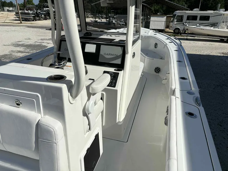Slide: The Image of Parker Marine 294 Fathom 2026 - 15