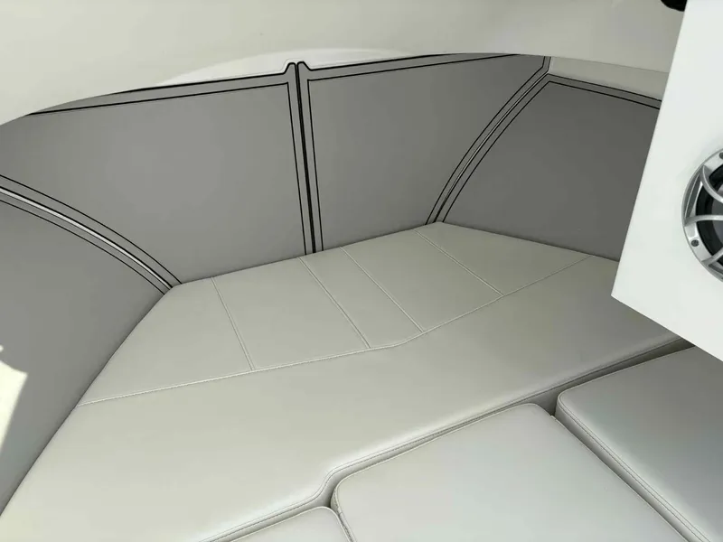 Slide: The Image of Parker 227 Explorer WITH AC 2026 - 12