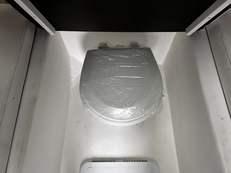 Slide: The Image of Parker Marine 287 Explorer 2026 - 28