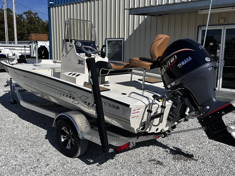 Slide: The Image of Xpress H190B Bay 2026 - 2