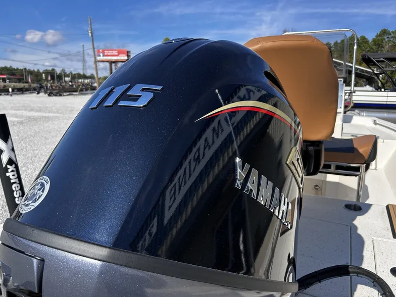 Slide: The Image of Xpress H190B Bay 2026 - 5