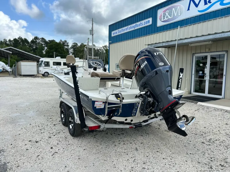 Slide: The Image of Xpress H22B Bay 2025 - 4