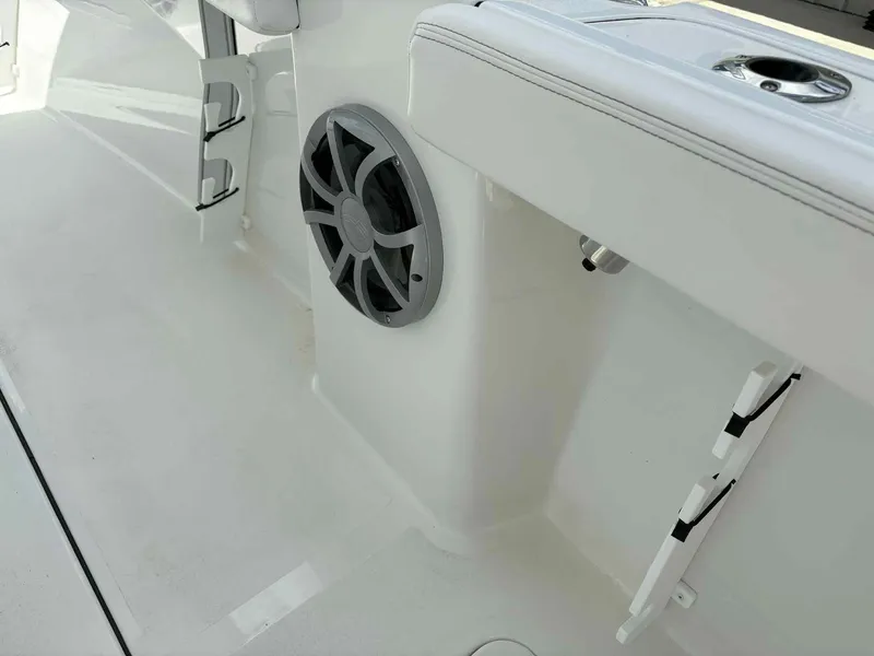 Slide: The Image of Parker Marine 274 Fathom 2026 - 15