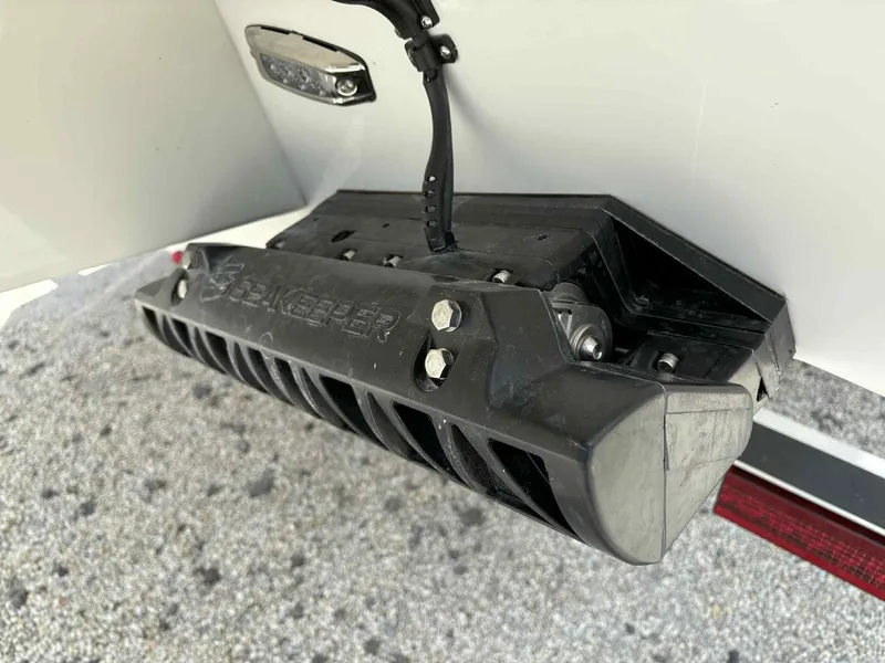 Slide: The Image of Parker Marine 274 Fathom 2026 - 18