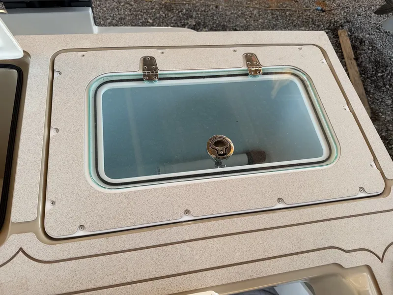 Slide: The Image of Parker Marine 287 Explorer 2026 - 9