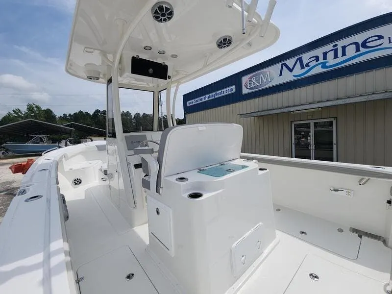 Slide: The Image of Parker 2600 Center Console 2025 - 10