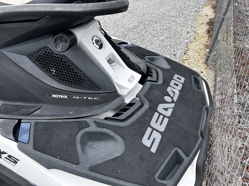 Slide: The Image of Sea-Doo GTX GTX S 155 2013 - 6