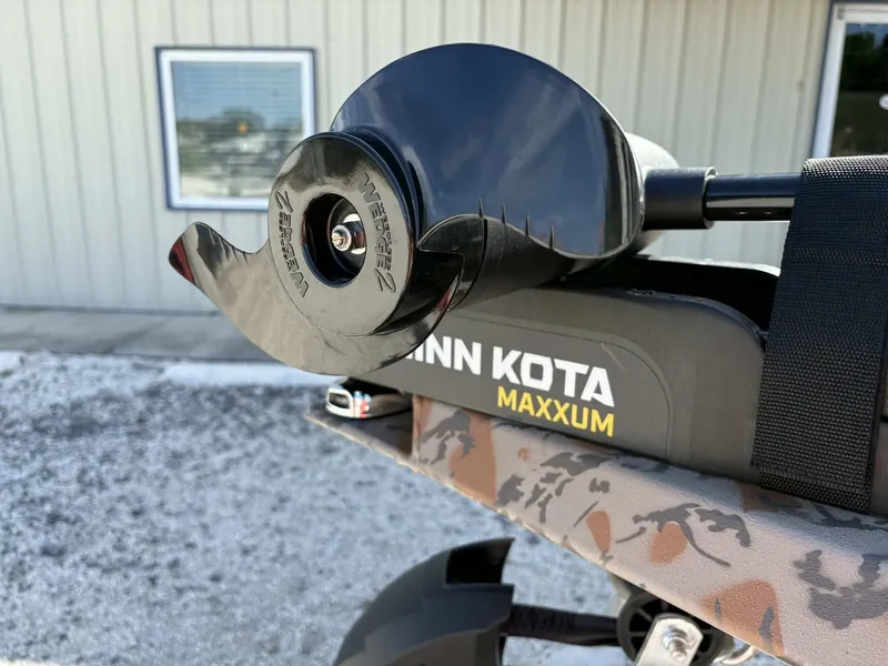 Slide: The Image of Xpress Hyper-Lift Bass Series H20 2026 - 15