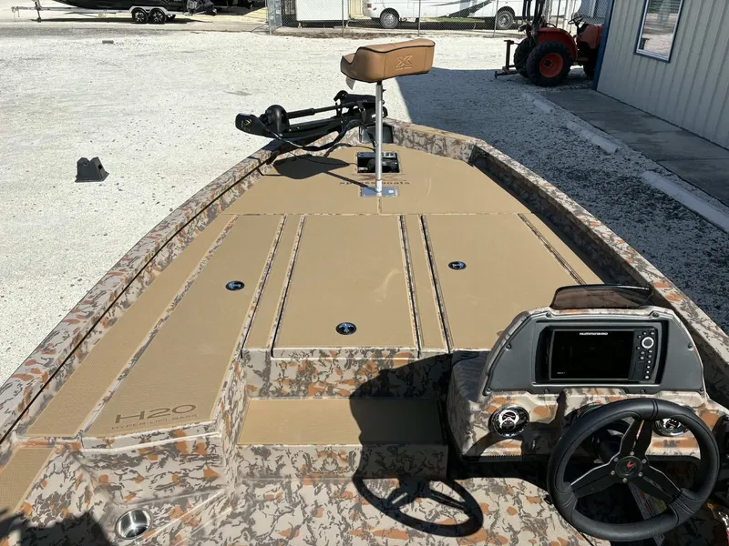 Slide: The Image of Xpress Hyper-Lift Bass Series H20 2026 - 17