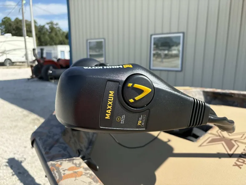 Slide: The Image of Xpress Hyper-Lift Bass Series H20 2026 - 18