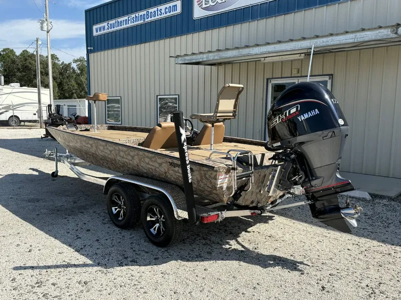 Slide: The Image of Xpress Hyper-Lift Bass Series H20 2026 - 2