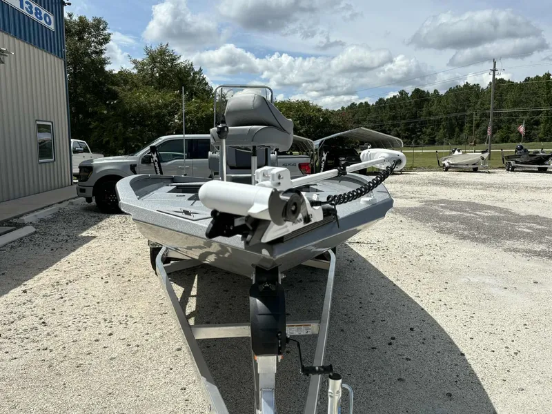 Slide: The Image of Xpress H22B Bay 2026 - 6