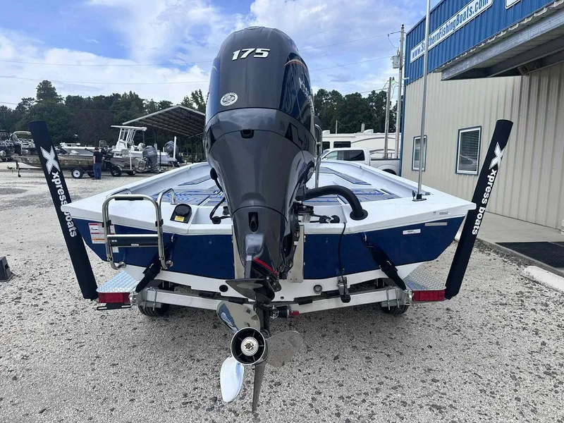 Slide: The Image of Xpress H22B Bay 2026 - 14