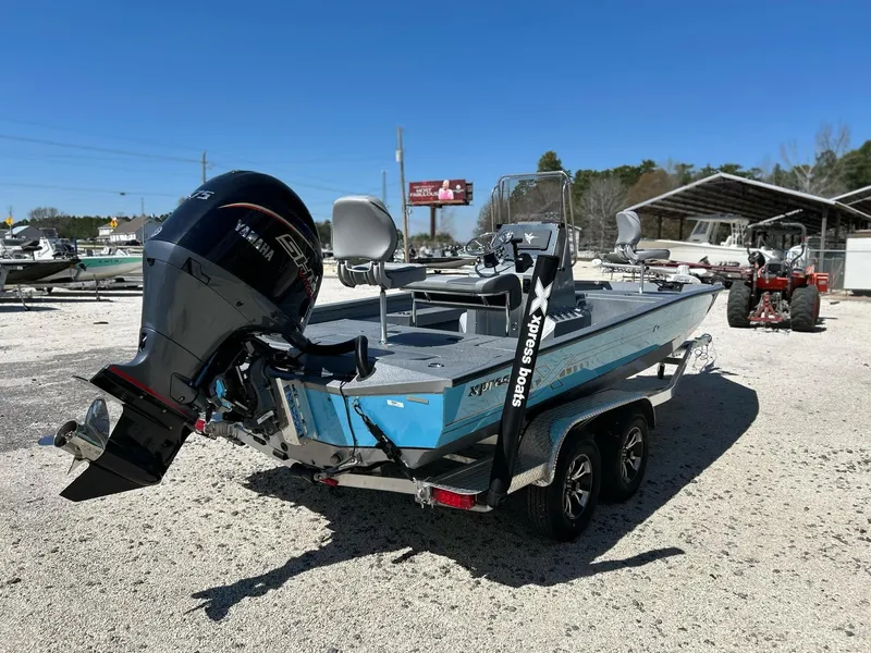 Slide: The Image of Xpress H22B Bay 2025 - 3