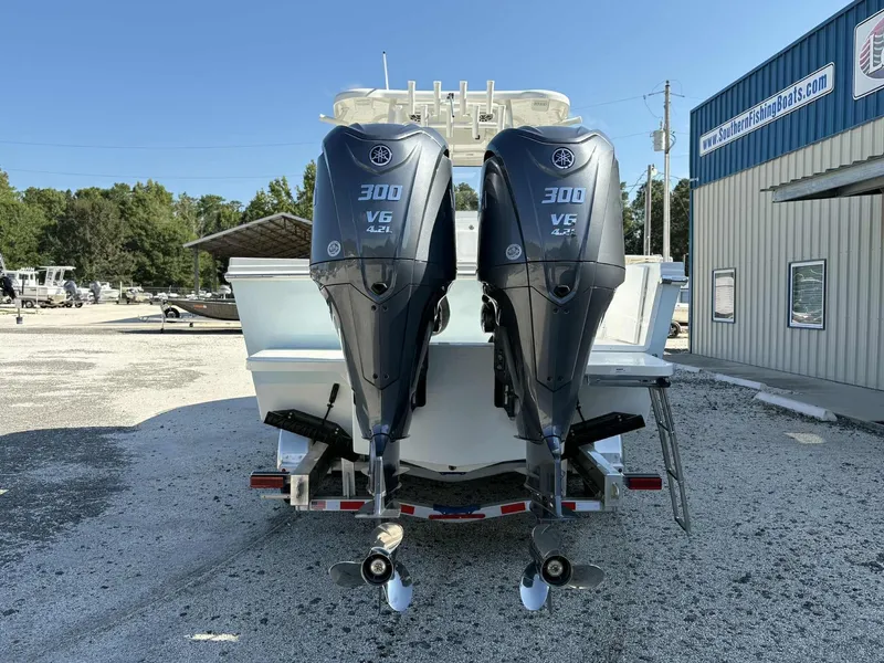 Slide: The Image of Parker Marine 294 Fathom 2026 - 7