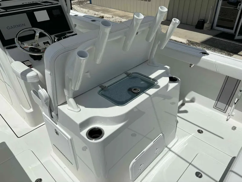 Slide: The Image of Parker Marine 274 Fathom 2026 - 7