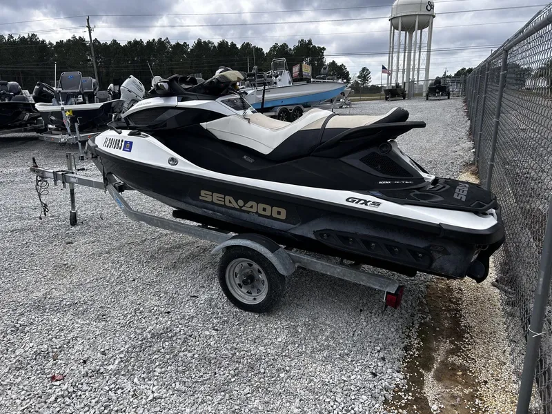 Slide: The Image of Sea-Doo GTX GTX S 155 2013 - 3