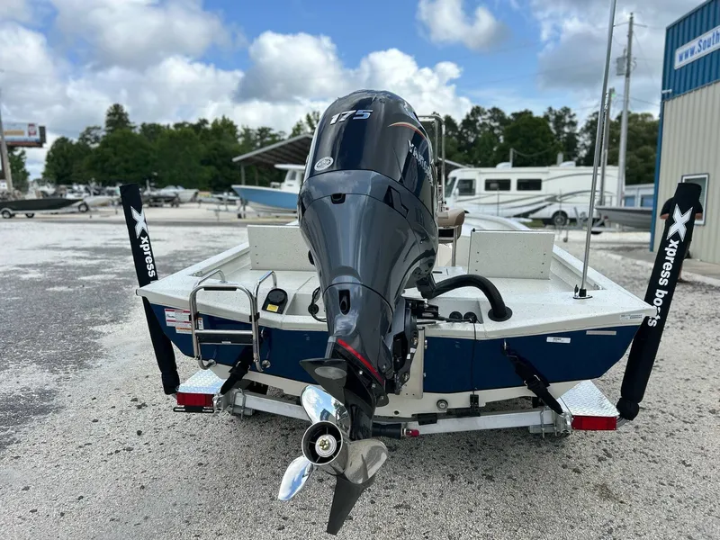 Slide: The Image of Xpress H22B Bay 2025 - 5