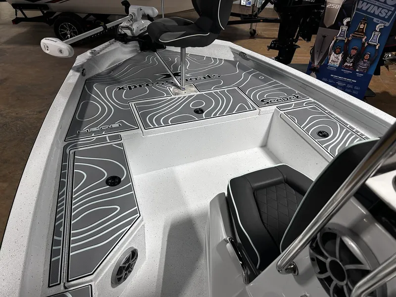 Slide: The Image of Xpress Hyper-Lift Bay Series H20 BAY LOADED 2026 - 7