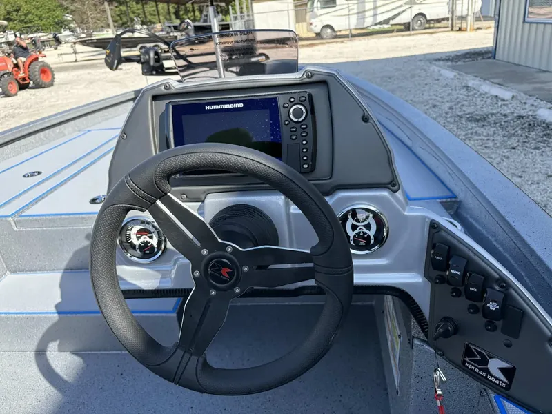 Slide: The Image of Xpress Hyper-Lift Bass Series H20 2026 - 14