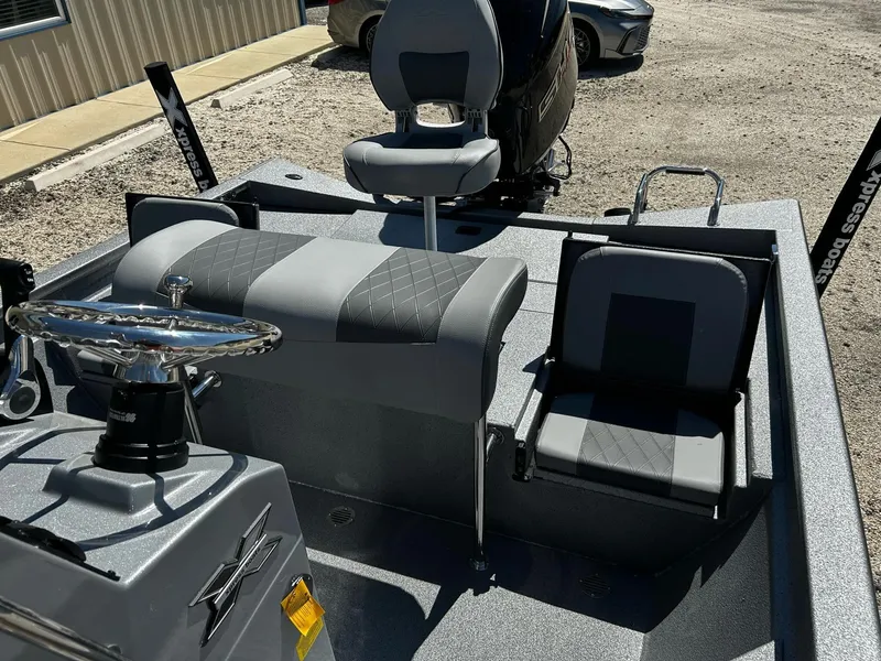 Slide: The Image of Xpress H22B Bay 2025 - 10