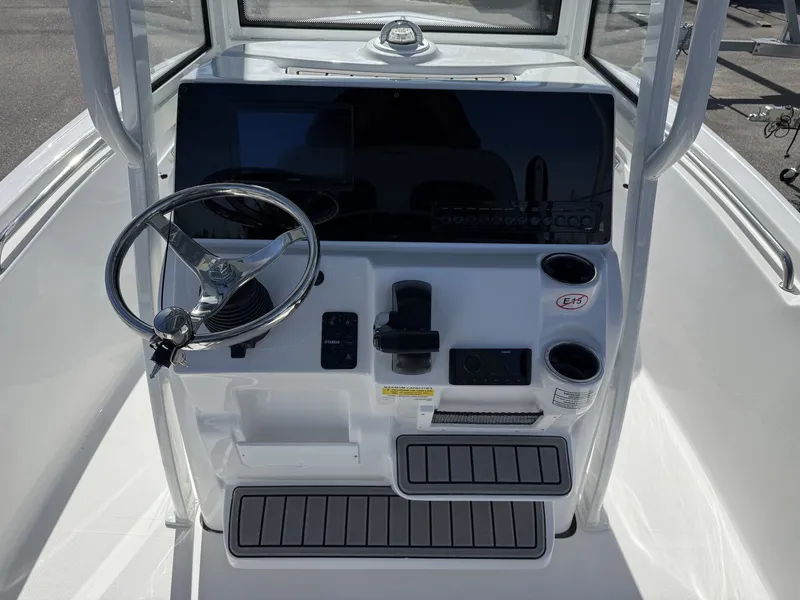 Slide: The Image of Tidewater 198 CC Adventure 2026 - 10