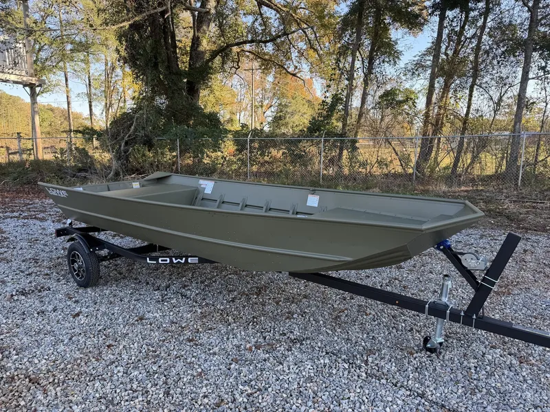 Slide: The Image of Lowe L1648 1648 AM WITH TRAILER 2026 - 4