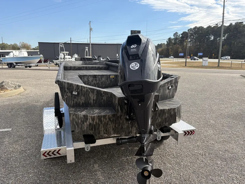 Slide: The Image of Reaper Boats 756 756 STEP TRANSOM 2026 - 9