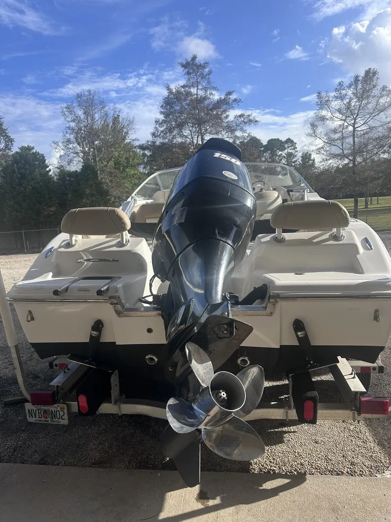 Slide: The Image of Key West 211 Dual Console 2016 - 3