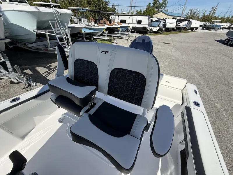 Slide: The Image of Tidewater 198 CC Adventure 2026 - 9