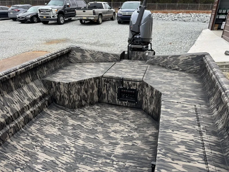 Slide: The Image of Reaper Boats 656 2026 - 16