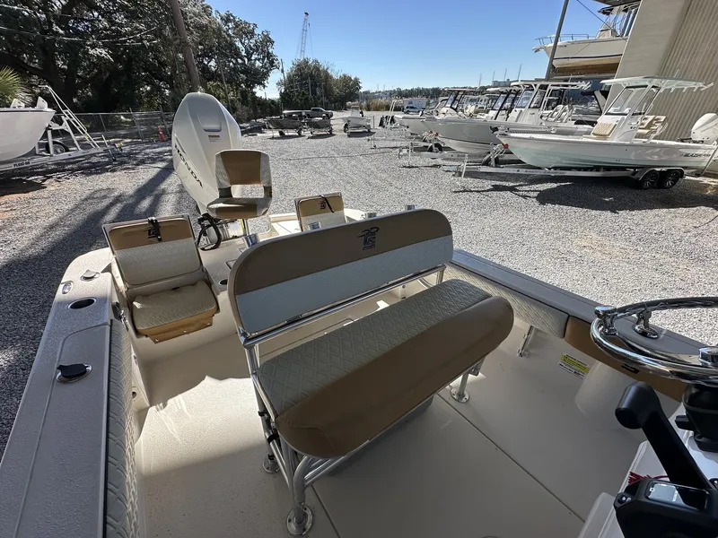 Slide: The Image of Carolina 24 Ultra Elite 2026 - 8