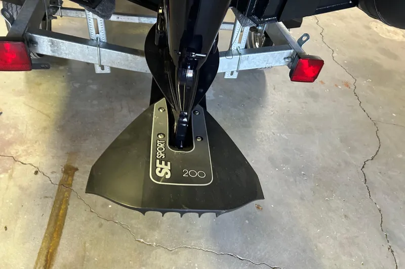 Slide: The Image of Outboard motor with SE Sport 200 hydrofoil on Highfield Sport 360, 2025 model. - 7