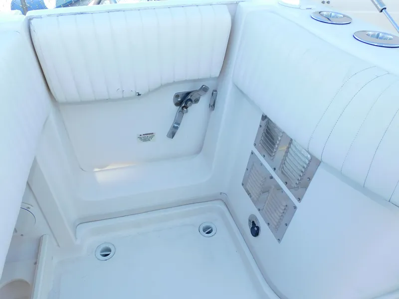 Slide: The Image of Grady-White Express 360 2007 - 24