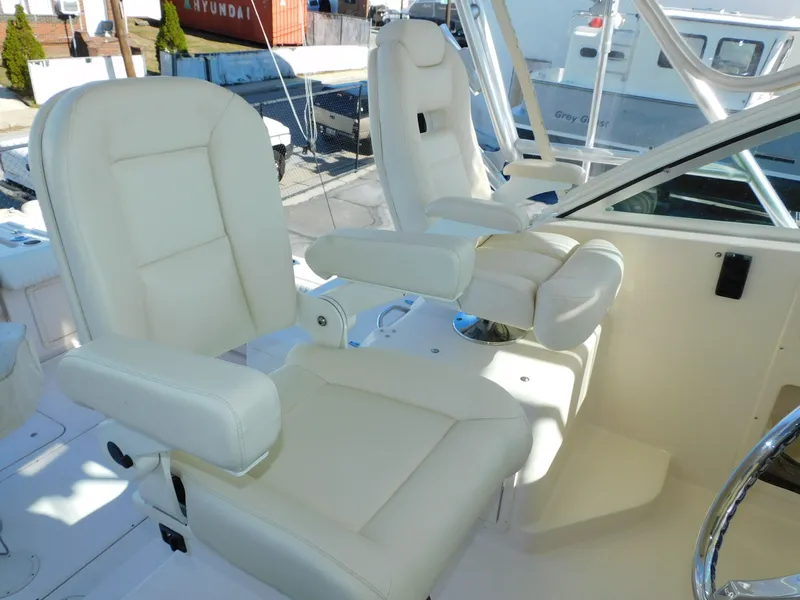 Slide: The Image of Grady-White Express 360 2007 - 41