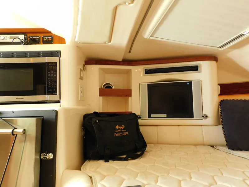 Slide: The Image of Grady-White Express 360 2007 - 69