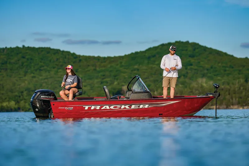 Slide: The Image of Tracker Pro Guide V-16 WT 2025 - 65