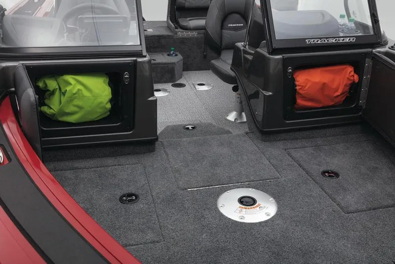 Slide: The Image of Tracker Targa V-18 Combo 2021 - 28