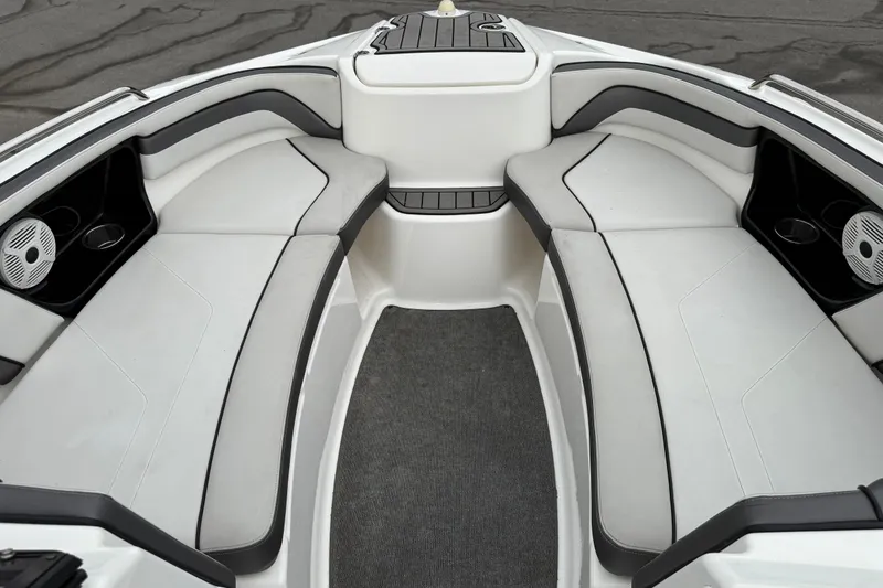 Slide: The Image of 2019 Yamaha Boats AR240 interior with spacious seating and modern design. - 12