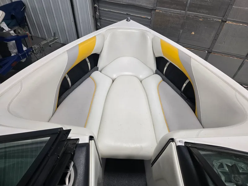 Slide: The Image of Malibu 21 V-RIDE 2006 - 14