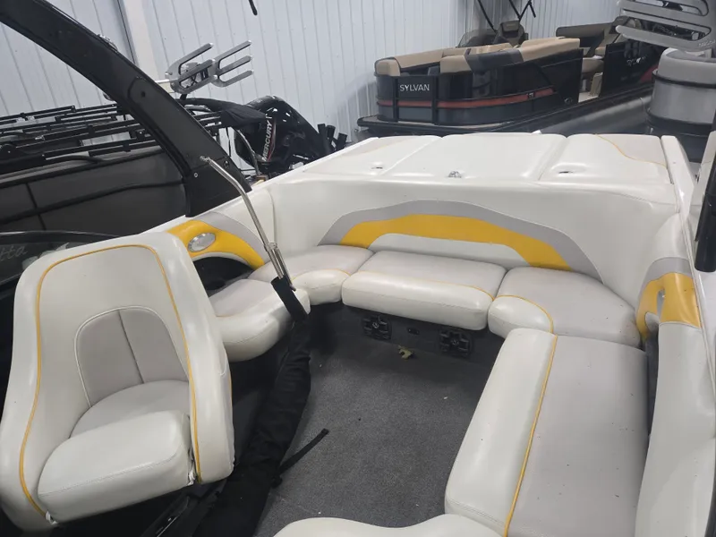 Slide: The Image of Malibu 21 V-RIDE 2006 - 5