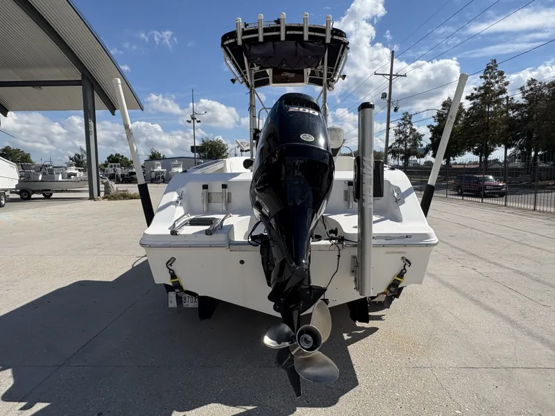 Slide: The Image of Wellcraft 210 Fisherman 2000 - 4