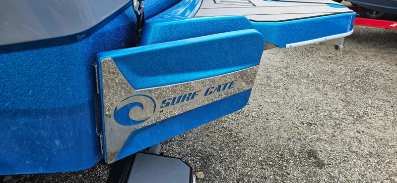 Slide: The Image of Malibu Wakesetter 23 LSV 2020 - 5