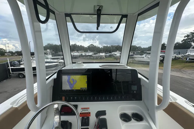 Slide: The Image of Garmin navigation display on 2020 Sea Hunt Ultra 255 SE boat dashboard. - 46
